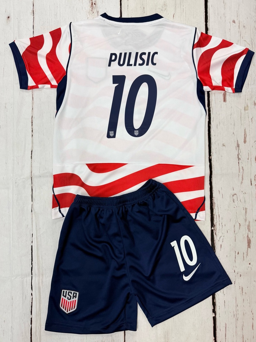 Nike Kids USA Soccer Set - White, Red & Navy Pulisic 10